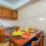#352 Travessa Do Mar Flats By Holidays 아파트 *